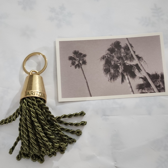 Brand new with box Aritzia key chain - Picture 5 of 6